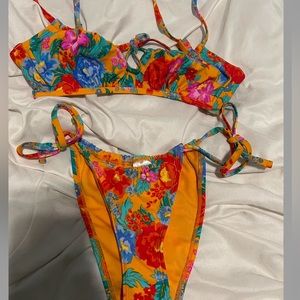 Xhilaration floral bikini - Tunneled tie-front bralette top